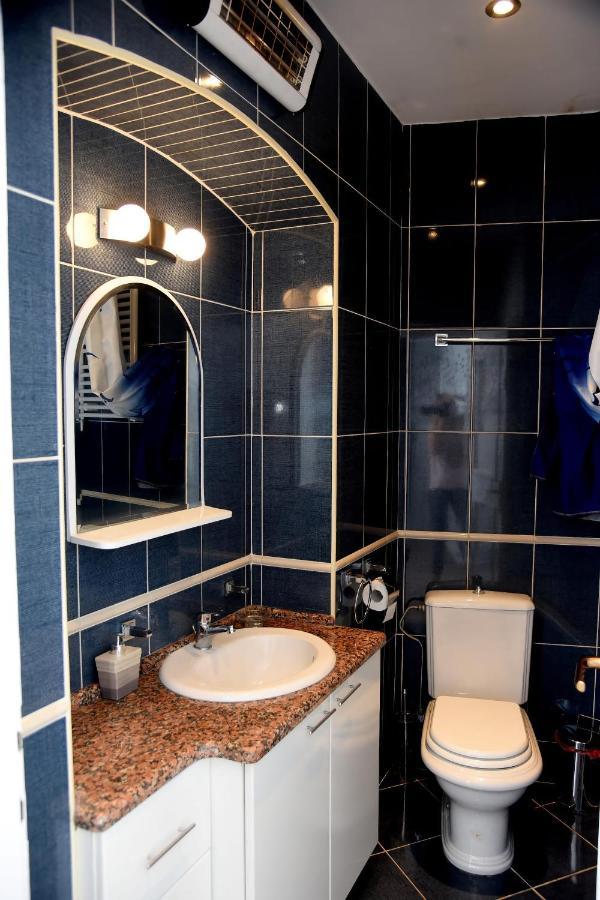Cozy 2 Bedroom Apartment In Antique Bizanti Palace Kotor Buitenkant foto