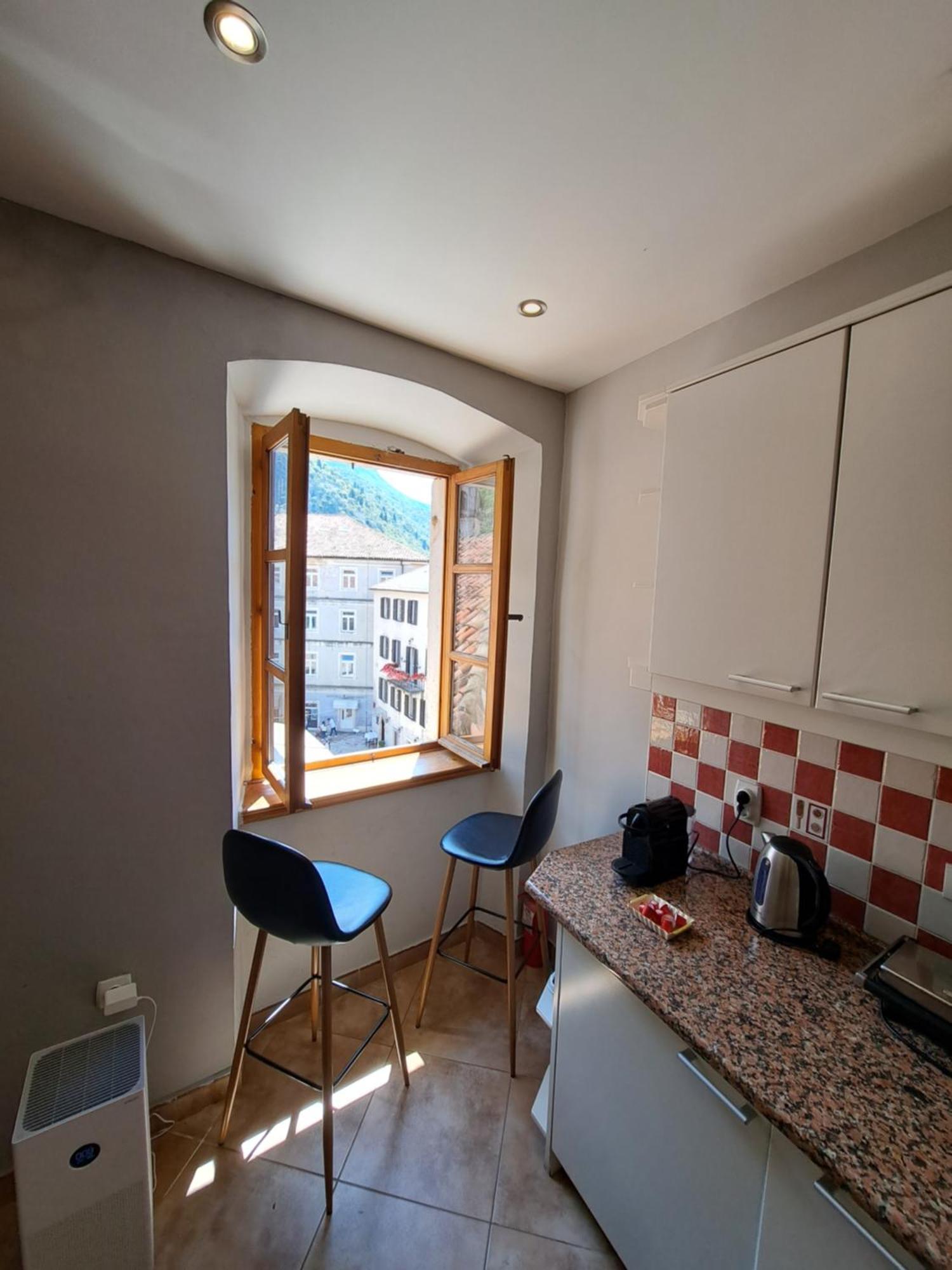 Cozy 2 Bedroom Apartment In Antique Bizanti Palace Kotor Buitenkant foto